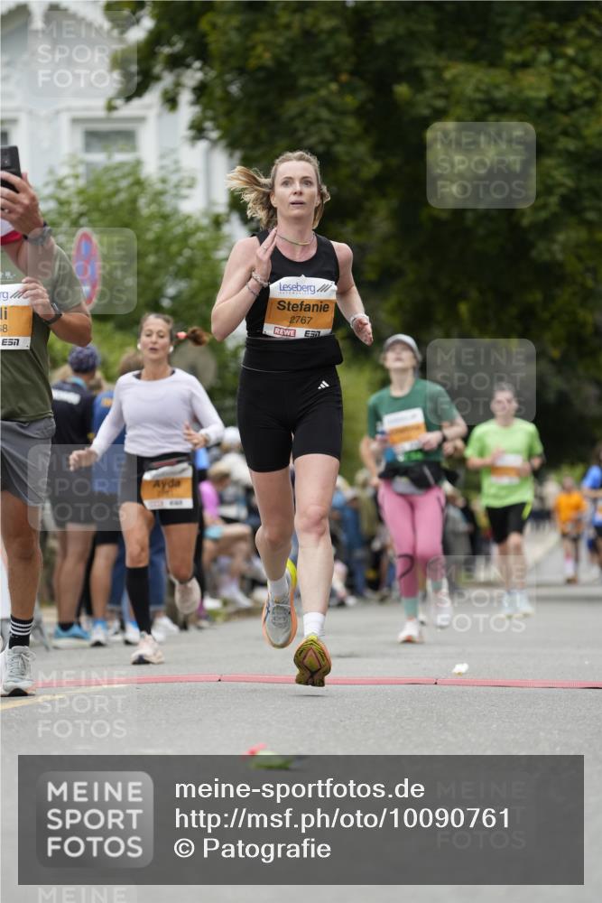 30.08.2026 - Blankeneser Heldenlauf Patografie http://msf.ph/oto/10090761 30.08.2026 12:03:34 Ziel 2172, 2281, 2444, 2767, 2768, 4185 meine-sportfotos.de