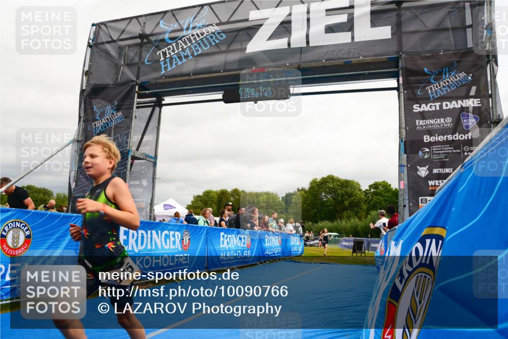 30.08.2026 - Elbe Triathlon Hamburg LAZAROV Photography http://msf.ph/oto/10090766 30.08.2026 12:56:49 Ziel 1835, 1848 meine-sportfotos.de