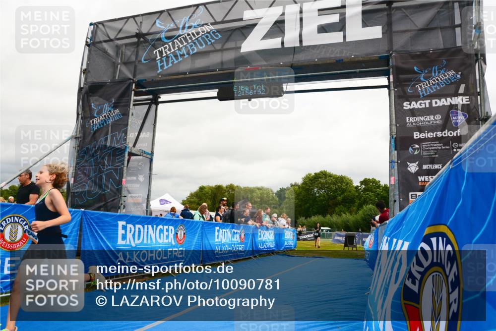 30.08.2026 - Elbe Triathlon Hamburg LAZAROV Photography http://msf.ph/oto/10090781 30.08.2026 12:56:53 Ziel 1608, 1848 meine-sportfotos.de