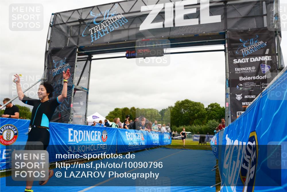 30.08.2026 - Elbe Triathlon Hamburg LAZAROV Photography http://msf.ph/oto/10090796 30.08.2026 12:57:00 Ziel 1608, 1832, 1858 meine-sportfotos.de