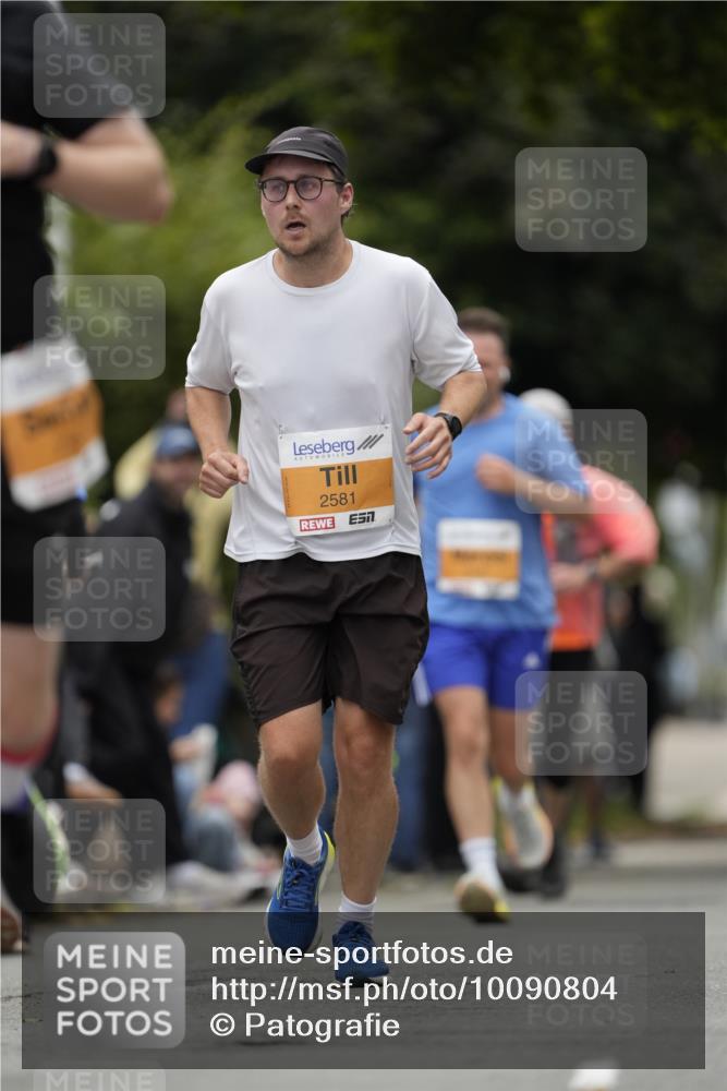 30.08.2026 - Blankeneser Heldenlauf Patografie http://msf.ph/oto/10090804 30.08.2026 12:03:58 Ziel 2352, 2501, 2581 meine-sportfotos.de