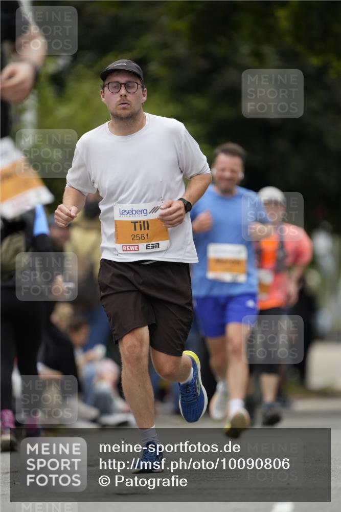 30.08.2026 - Blankeneser Heldenlauf Patografie http://msf.ph/oto/10090806 30.08.2026 12:03:58 Ziel 2352, 2501, 2581 meine-sportfotos.de