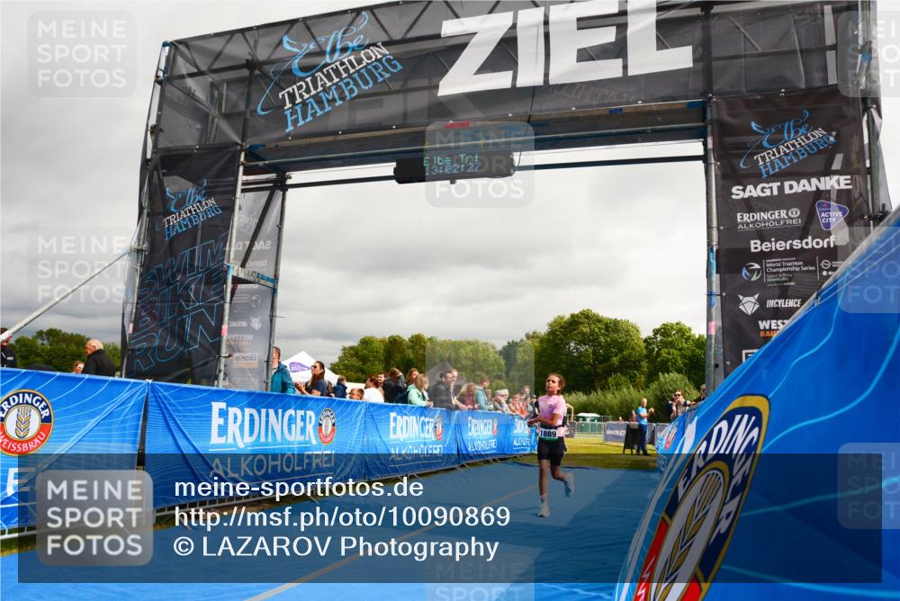 30.08.2026 - Elbe Triathlon Hamburg LAZAROV Photography http://msf.ph/oto/10090869 30.08.2026 13:02:28 Ziel 1797, 1820, 1889 meine-sportfotos.de