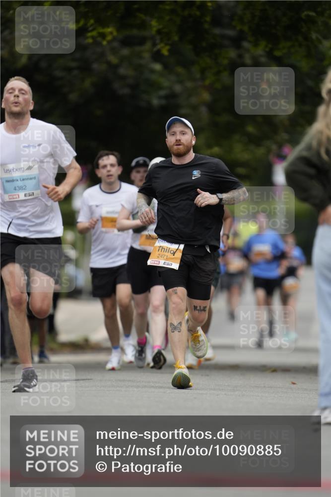 30.08.2026 - Blankeneser Heldenlauf Patografie http://msf.ph/oto/10090885 30.08.2026 12:04:54 Ziel 2039 meine-sportfotos.de