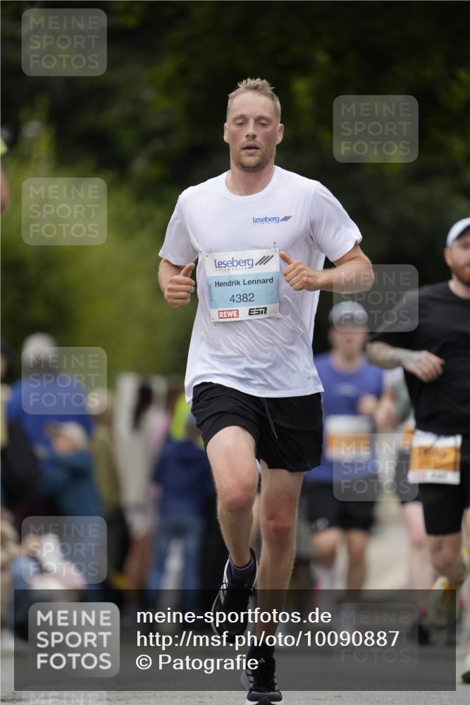 30.08.2026 - Blankeneser Heldenlauf Patografie http://msf.ph/oto/10090887 30.08.2026 12:04:57 Ziel 2039, 4382 meine-sportfotos.de