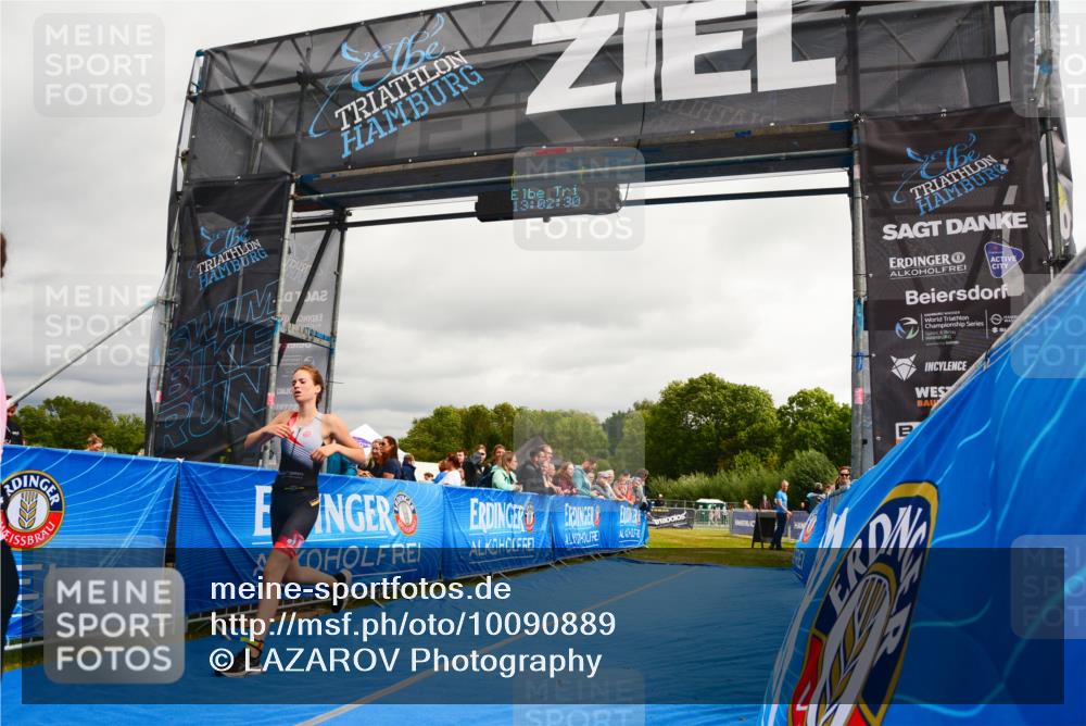30.08.2026 - Elbe Triathlon Hamburg LAZAROV Photography http://msf.ph/oto/10090889 30.08.2026 13:02:31 Ziel 1820, 1889 meine-sportfotos.de
