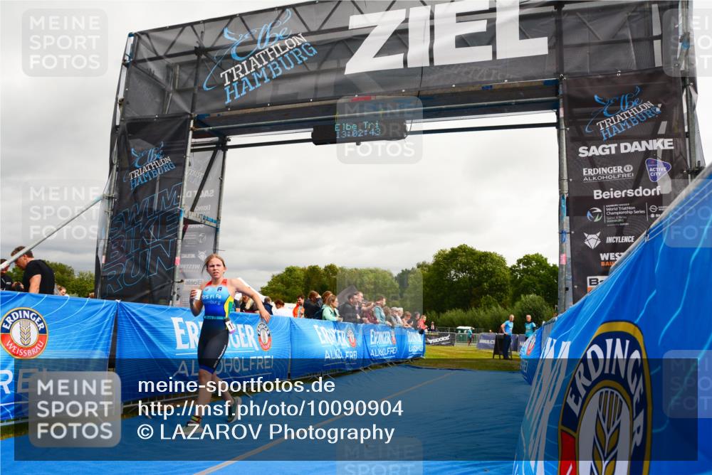 30.08.2026 - Elbe Triathlon Hamburg LAZAROV Photography http://msf.ph/oto/10090904 30.08.2026 13:02:44 Ziel 1811, 1884 meine-sportfotos.de