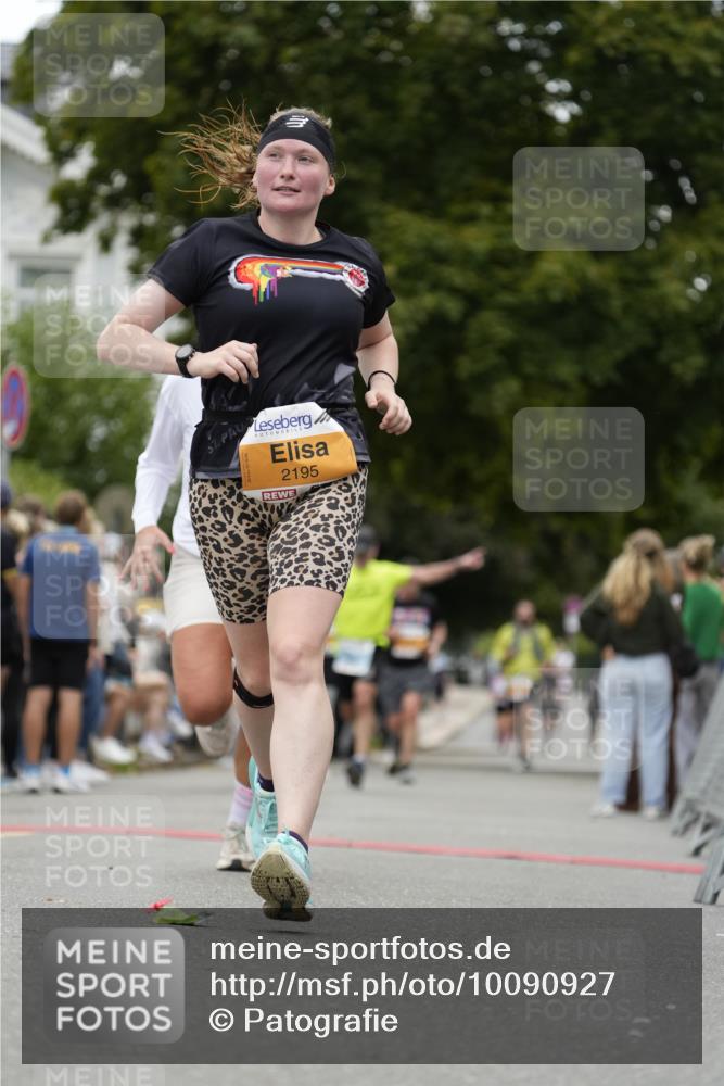 30.08.2026 - Blankeneser Heldenlauf Patografie http://msf.ph/oto/10090927 30.08.2026 12:05:28 Ziel 2090, 2195, 2428, 2951, 4381 meine-sportfotos.de