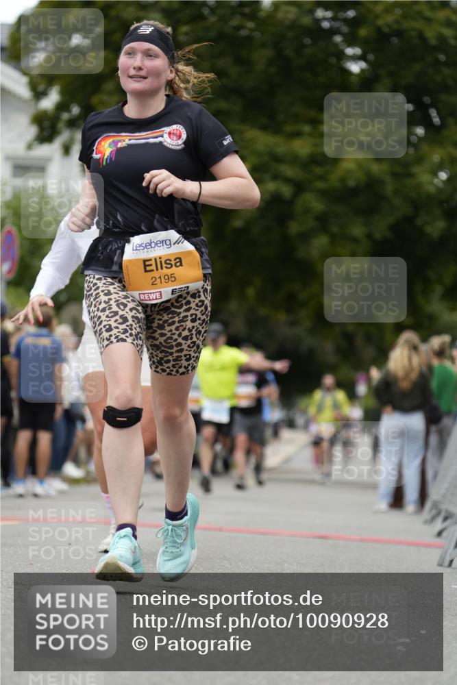 30.08.2026 - Blankeneser Heldenlauf Patografie http://msf.ph/oto/10090928 30.08.2026 12:05:29 Ziel 2090, 2195, 2428, 2951, 4381 meine-sportfotos.de