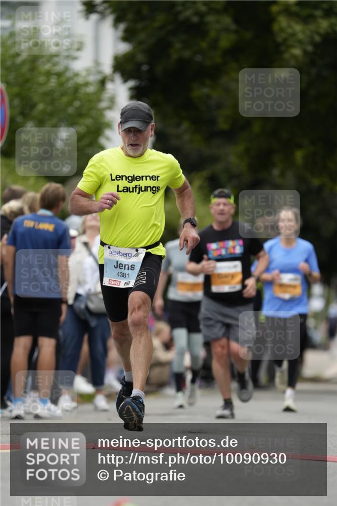30.08.2026 - Blankeneser Heldenlauf Patografie http://msf.ph/oto/10090930 30.08.2026 12:05:31 Ziel 2195, 2428, 2831, 2951, 4381 meine-sportfotos.de