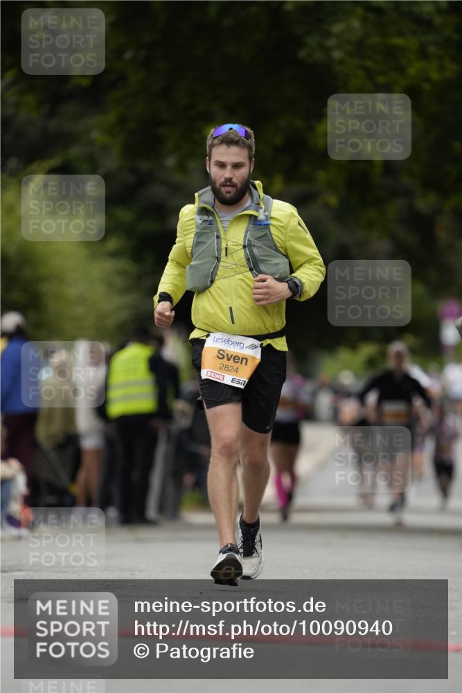 30.08.2026 - Blankeneser Heldenlauf Patografie http://msf.ph/oto/10090940 30.08.2026 12:05:38 Ziel 2813, 2824, 2831, 4381 meine-sportfotos.de