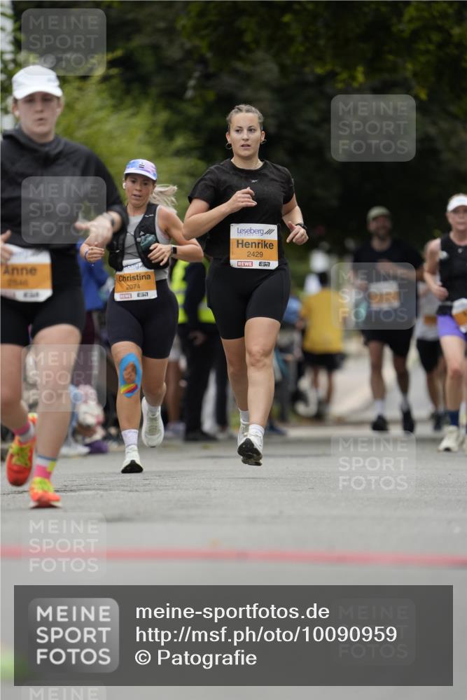 30.08.2026 - Blankeneser Heldenlauf Patografie http://msf.ph/oto/10090959 30.08.2026 12:06:08 Ziel 2174, 2846, 4482 meine-sportfotos.de