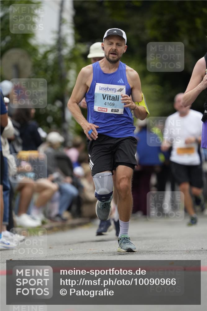 30.08.2026 - Blankeneser Heldenlauf Patografie http://msf.ph/oto/10090966 30.08.2026 12:06:17 Ziel 2074, 2429, 2846, 2854, 2895, 4169 meine-sportfotos.de