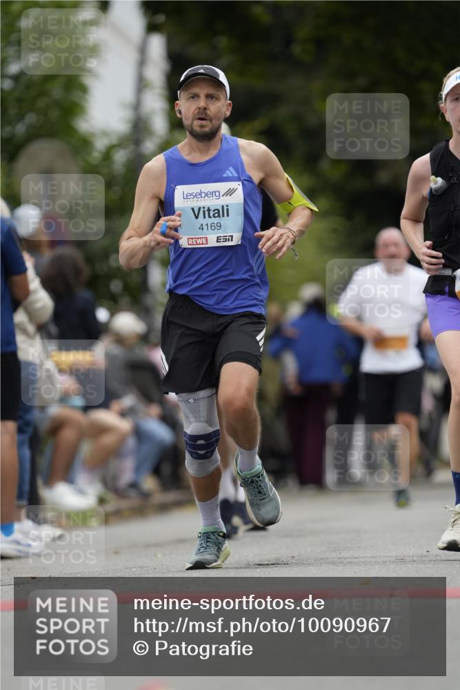 30.08.2026 - Blankeneser Heldenlauf Patografie http://msf.ph/oto/10090967 30.08.2026 12:06:18 Ziel 2074, 2429, 2846, 2854, 2895, 4169 meine-sportfotos.de
