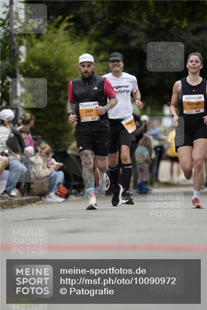 30.08.2026 - Blankeneser Heldenlauf Patografie http://msf.ph/oto/10090972 30.08.2026 12:06:26 Ziel 2370, 2854, 2895, 4157, 4169 meine-sportfotos.de