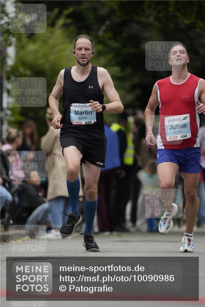 30.08.2026 - Blankeneser Heldenlauf Patografie http://msf.ph/oto/10090986 30.08.2026 12:06:47 Ziel 2176, 4205, 4240 meine-sportfotos.de