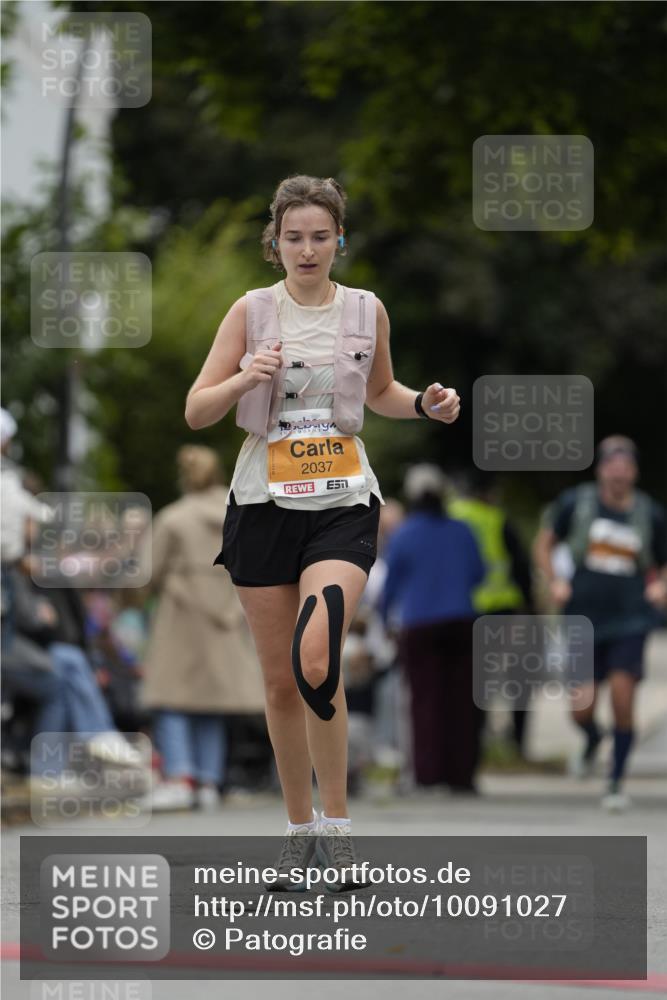 30.08.2026 - Blankeneser Heldenlauf Patografie http://msf.ph/oto/10091027 30.08.2026 12:07:57 Ziel 2037, 2521, 4158 meine-sportfotos.de