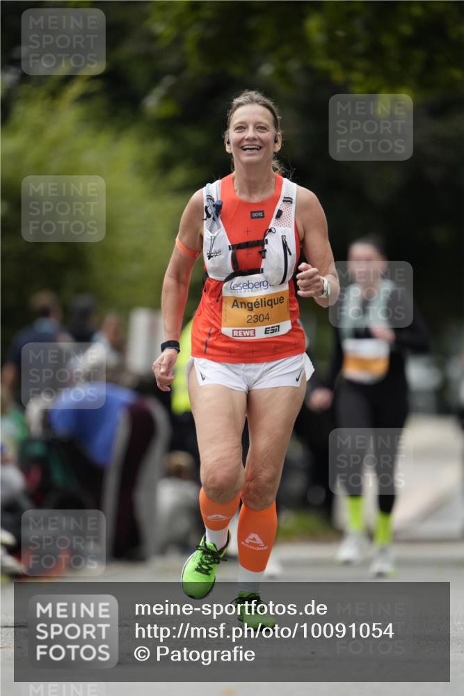 30.08.2026 - Blankeneser Heldenlauf Patografie http://msf.ph/oto/10091054 30.08.2026 12:08:46 Ziel 2304, 2448, 2841 meine-sportfotos.de
