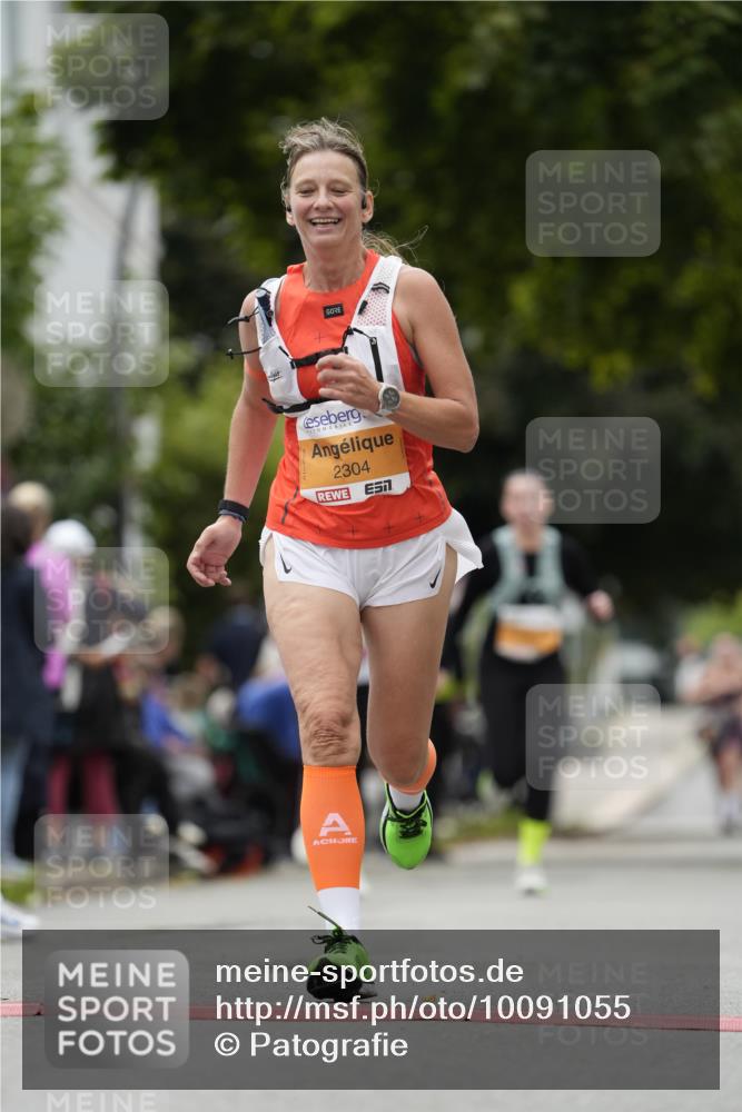 30.08.2026 - Blankeneser Heldenlauf Patografie http://msf.ph/oto/10091055 30.08.2026 12:08:49 Ziel 2304 meine-sportfotos.de