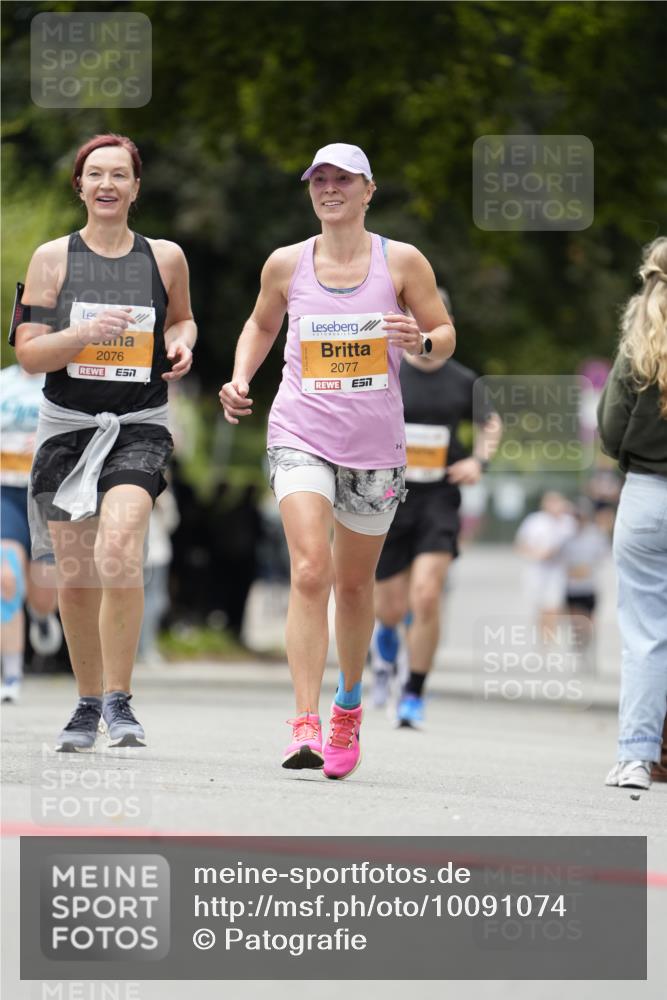 30.08.2026 - Blankeneser Heldenlauf Patografie http://msf.ph/oto/10091074 30.08.2026 12:09:15 Ziel 2076, 2077, 2481, 2876, 4427 meine-sportfotos.de