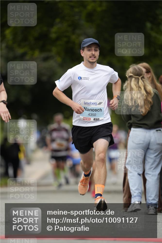 30.08.2026 - Blankeneser Heldenlauf Patografie http://msf.ph/oto/10091127 30.08.2026 12:10:25 Ziel 2081, 2082, 2128, 2822, 4350 meine-sportfotos.de
