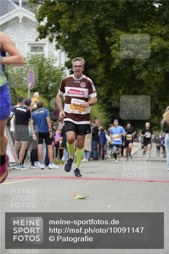 30.08.2026 - Blankeneser Heldenlauf Patografie http://msf.ph/oto/10091147 30.08.2026 12:10:46 Ziel 2045, 4127, 4137, 4202, 4342, 4367 meine-sportfotos.de