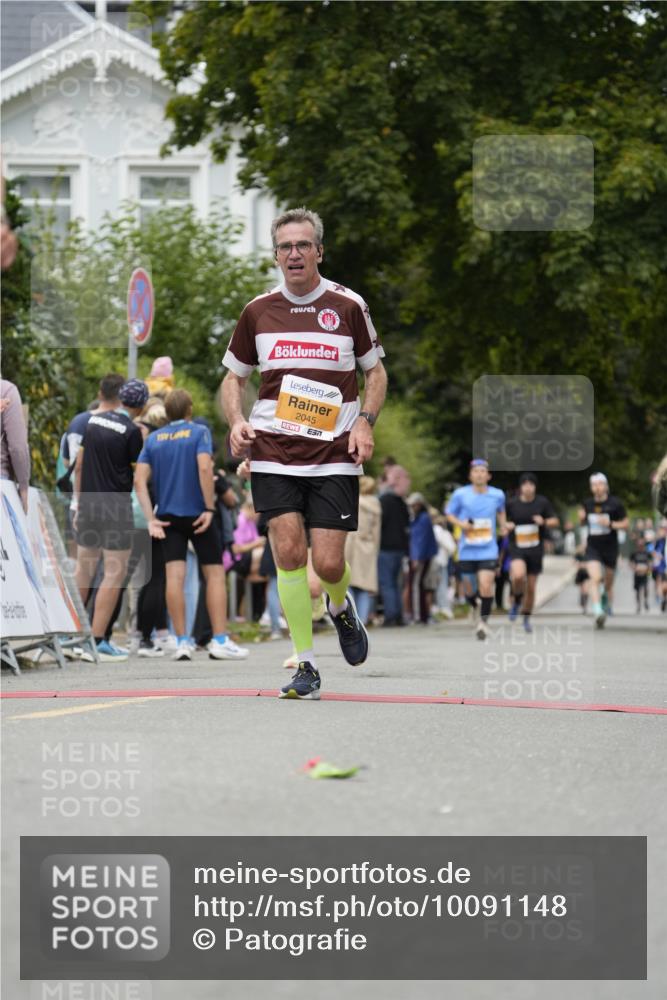 30.08.2026 - Blankeneser Heldenlauf Patografie http://msf.ph/oto/10091148 30.08.2026 12:10:46 Ziel 2045, 4127, 4137, 4202, 4342, 4367 meine-sportfotos.de