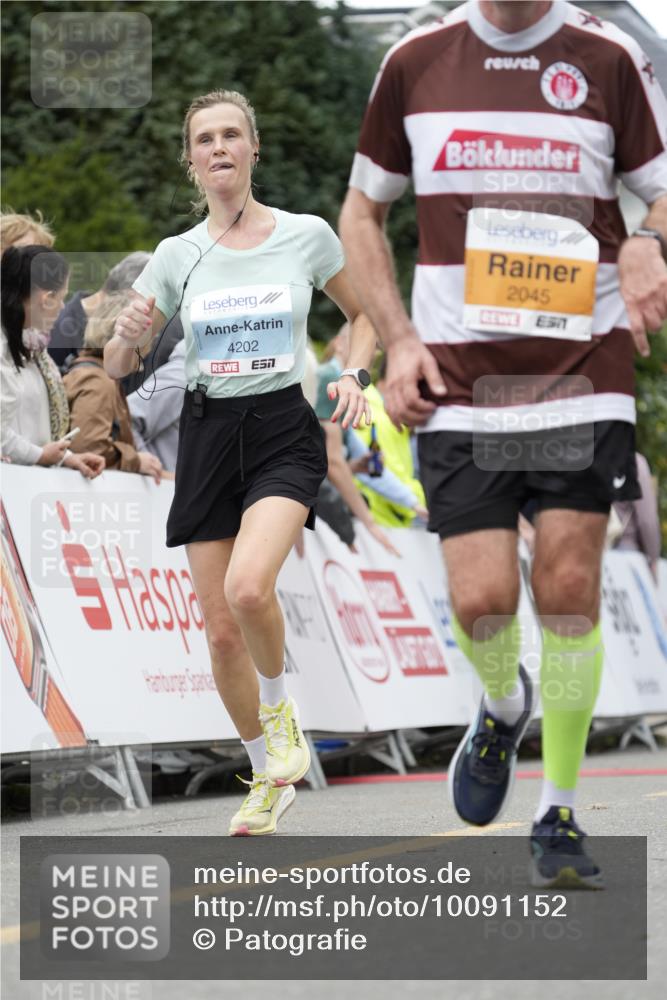 30.08.2026 - Blankeneser Heldenlauf Patografie http://msf.ph/oto/10091152 30.08.2026 12:10:50 Ziel 2045, 2393, 4127, 4137, 4202, 4342, 4367 meine-sportfotos.de