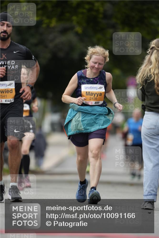 30.08.2026 - Blankeneser Heldenlauf Patografie http://msf.ph/oto/10091166 30.08.2026 12:11:13 Ziel 2320, 2541, 4373, 4445 meine-sportfotos.de