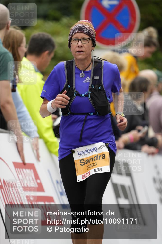 30.08.2026 - Blankeneser Heldenlauf Patografie http://msf.ph/oto/10091171 30.08.2026 12:11:26 Ziel 2086, 2438, 2803 meine-sportfotos.de