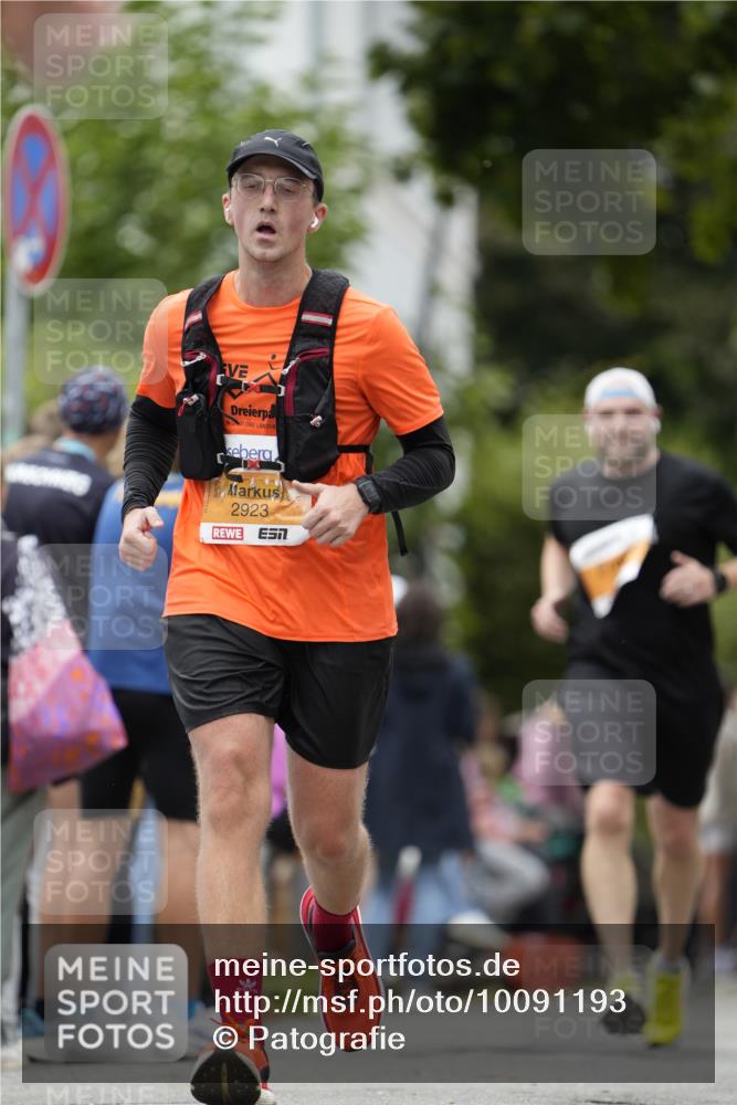 30.08.2026 - Blankeneser Heldenlauf Patografie http://msf.ph/oto/10091193 30.08.2026 12:11:53 Ziel 2562, 2621, 2899, 2923 meine-sportfotos.de