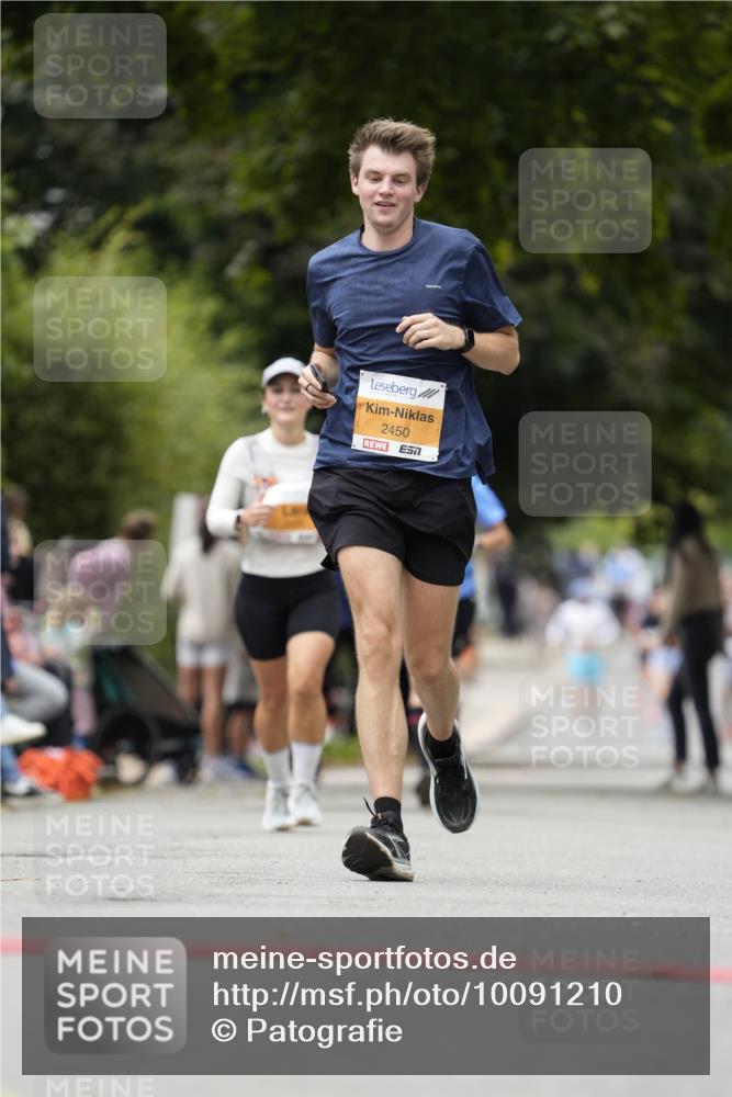 30.08.2026 - Blankeneser Heldenlauf Patografie http://msf.ph/oto/10091210 30.08.2026 12:12:10 Ziel 2450, 4345 meine-sportfotos.de