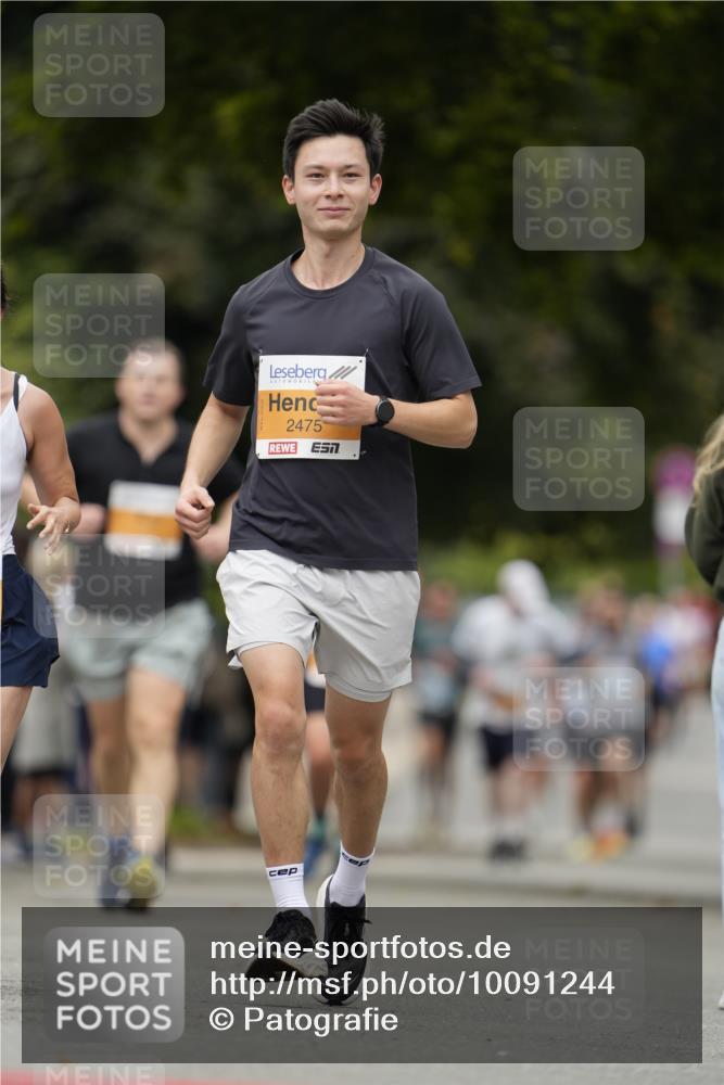30.08.2026 - Blankeneser Heldenlauf Patografie http://msf.ph/oto/10091244 30.08.2026 12:13:26 Ziel 2475, 2509, 2535 meine-sportfotos.de