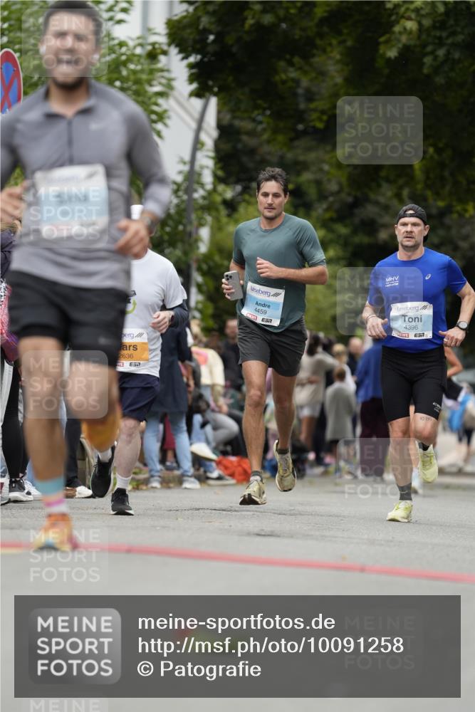 30.08.2026 - Blankeneser Heldenlauf Patografie http://msf.ph/oto/10091258 30.08.2026 12:13:44 Ziel 2636, 2734, 2883, 4396, 4411, 4459 meine-sportfotos.de