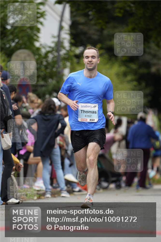 30.08.2026 - Blankeneser Heldenlauf Patografie http://msf.ph/oto/10091272 30.08.2026 12:13:55 Ziel 2636, 4017, 4162, 4214, 4396, 4459 meine-sportfotos.de