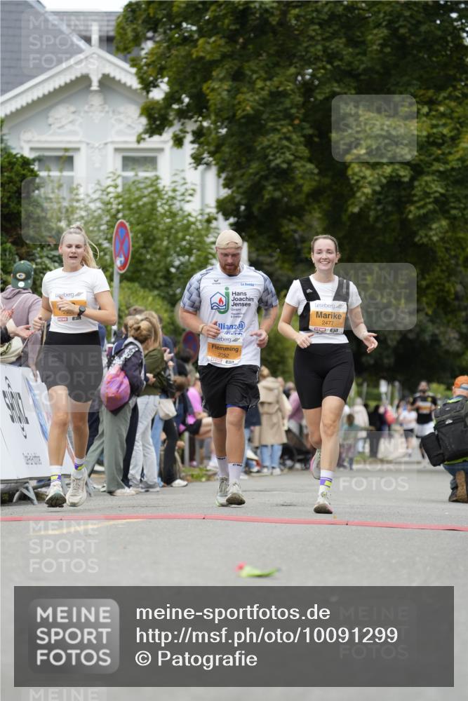 30.08.2026 - Blankeneser Heldenlauf Patografie http://msf.ph/oto/10091299 30.08.2026 12:14:38 Ziel 2252, 2477, 2908 meine-sportfotos.de