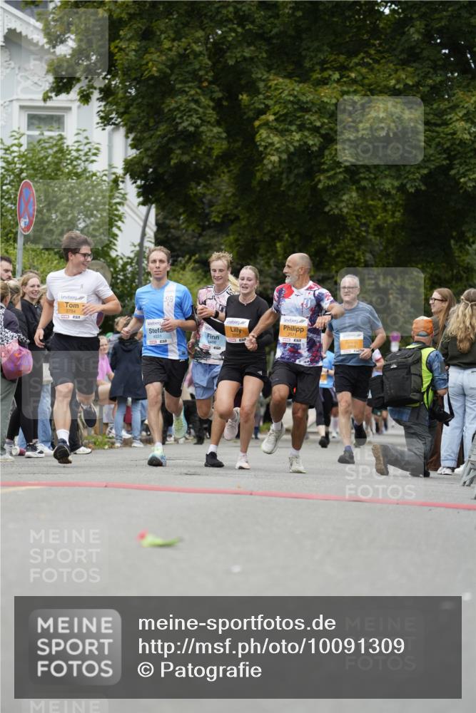 30.08.2026 - Blankeneser Heldenlauf Patografie http://msf.ph/oto/10091309 30.08.2026 12:15:02 Ziel 2070, 2071, 2676, 2784, 4031, 4416 meine-sportfotos.de