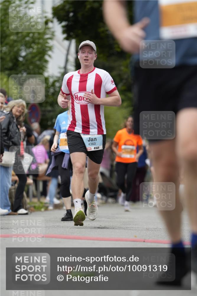 30.08.2026 - Blankeneser Heldenlauf Patografie http://msf.ph/oto/10091319 30.08.2026 12:15:10 Ziel 2070, 2071, 2784, 2954, 4031, 4363, 4416 meine-sportfotos.de