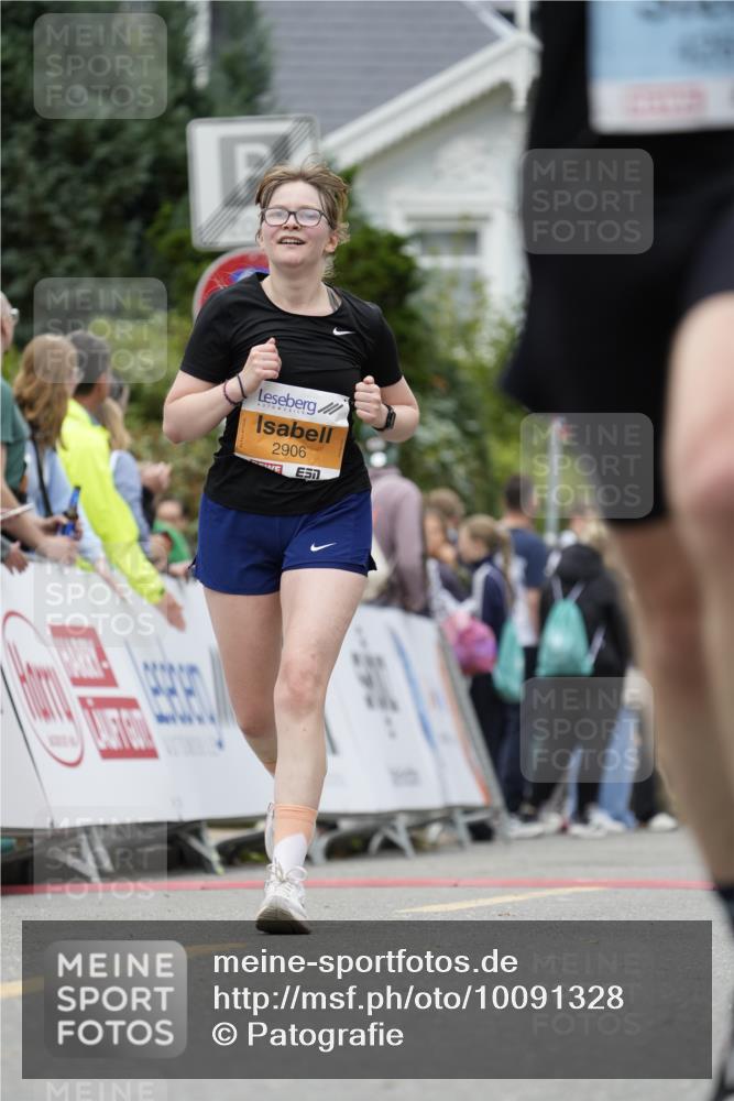 30.08.2026 - Blankeneser Heldenlauf Patografie http://msf.ph/oto/10091328 30.08.2026 12:15:22 Ziel 2629, 2634, 2809, 2906, 4264, 4352 meine-sportfotos.de