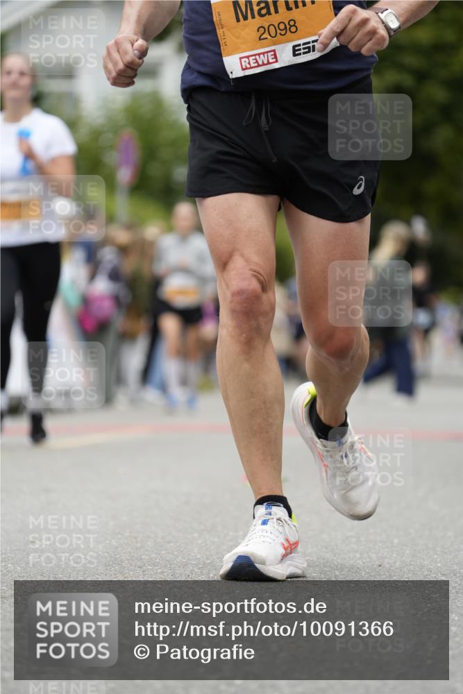 30.08.2026 - Blankeneser Heldenlauf Patografie http://msf.ph/oto/10091366 30.08.2026 12:16:14 Ziel 2098, 2309, 2445, 2539, 2672, 4267 meine-sportfotos.de