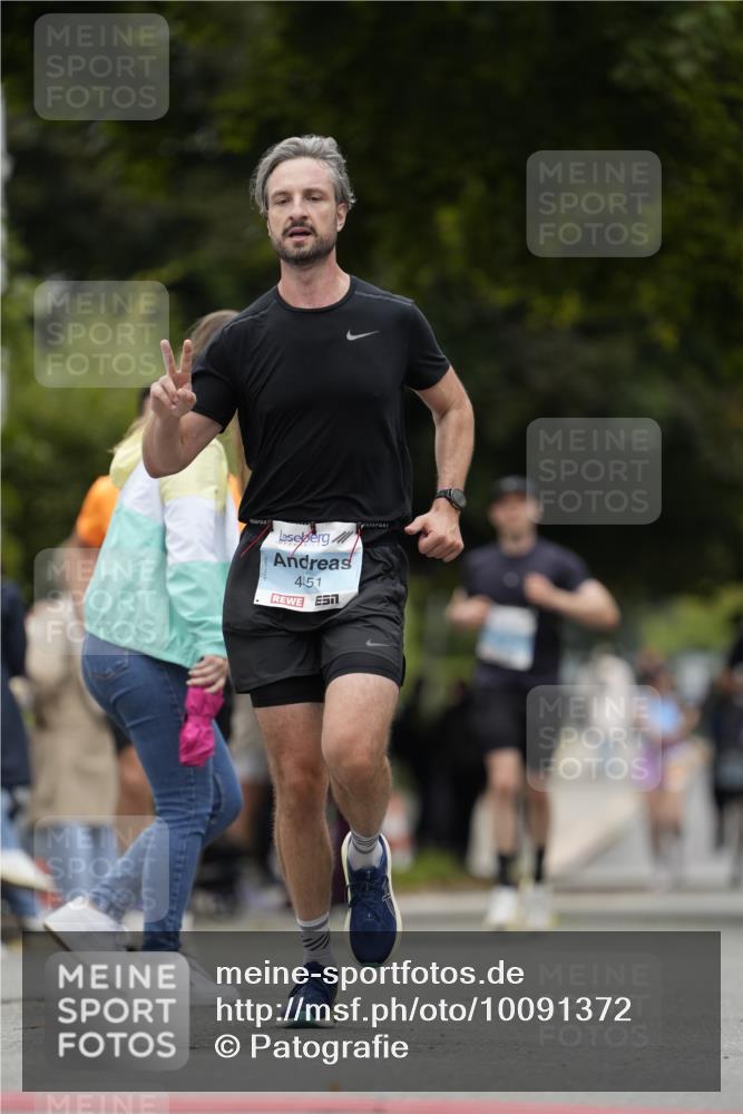 30.08.2026 - Blankeneser Heldenlauf Patografie http://msf.ph/oto/10091372 30.08.2026 12:16:23 Ziel 2268, 2309, 4182, 4451 meine-sportfotos.de