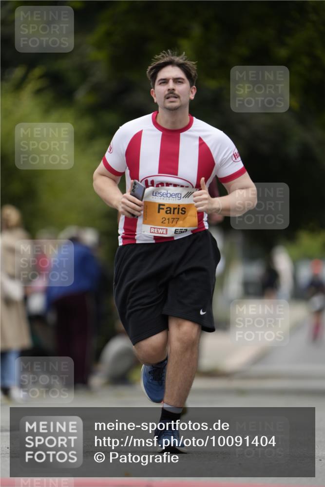 30.08.2026 - Blankeneser Heldenlauf Patografie http://msf.ph/oto/10091404 30.08.2026 12:17:04 Ziel 2177, 4243, 4424 meine-sportfotos.de