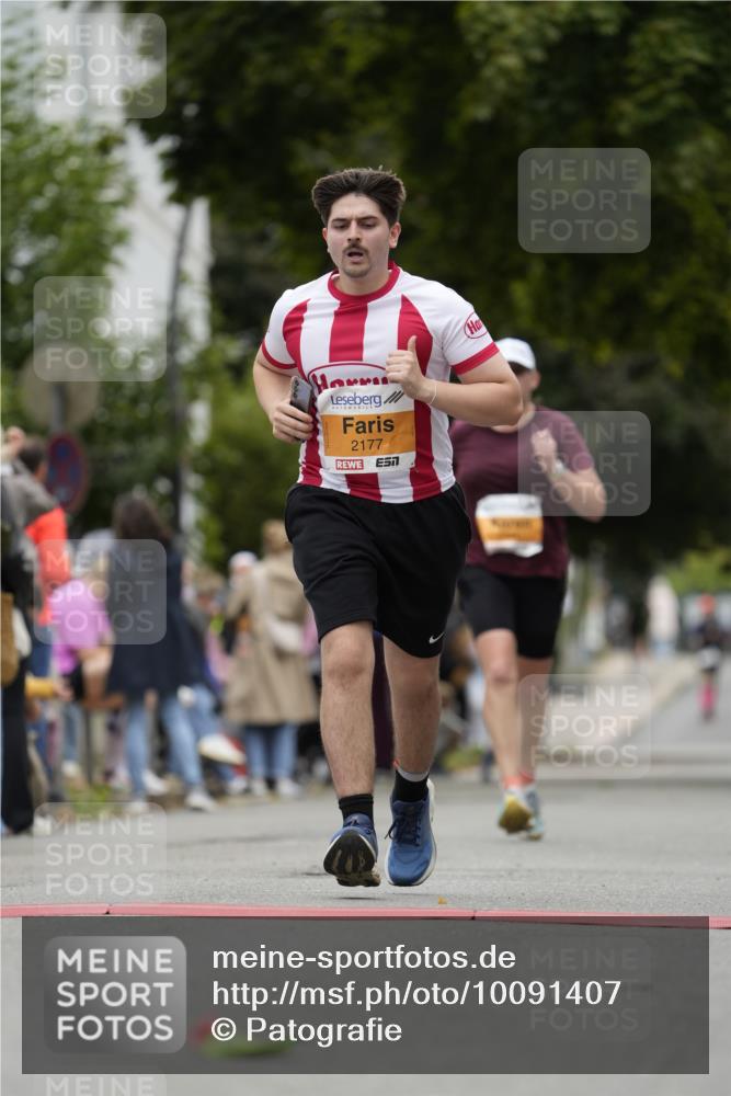 30.08.2026 - Blankeneser Heldenlauf Patografie http://msf.ph/oto/10091407 30.08.2026 12:17:05 Ziel 2144, 2177, 4243, 4424 meine-sportfotos.de