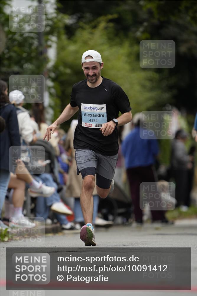 30.08.2026 - Blankeneser Heldenlauf Patografie http://msf.ph/oto/10091412 30.08.2026 12:17:30 Ziel 4055, 4134 meine-sportfotos.de