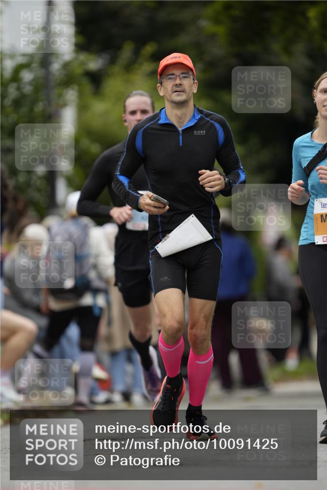 30.08.2026 - Blankeneser Heldenlauf Patografie http://msf.ph/oto/10091425 30.08.2026 12:17:52 Ziel 2094, 2095, 4283 meine-sportfotos.de