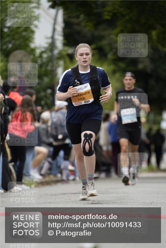 30.08.2026 - Blankeneser Heldenlauf Patografie http://msf.ph/oto/10091433 30.08.2026 12:18:07 Ziel 2231, 2406, 4385 meine-sportfotos.de