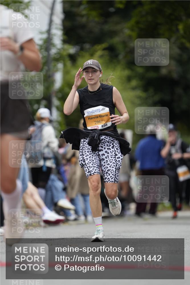 30.08.2026 - Blankeneser Heldenlauf Patografie http://msf.ph/oto/10091442 30.08.2026 12:18:34 Ziel 2567, 2867 meine-sportfotos.de