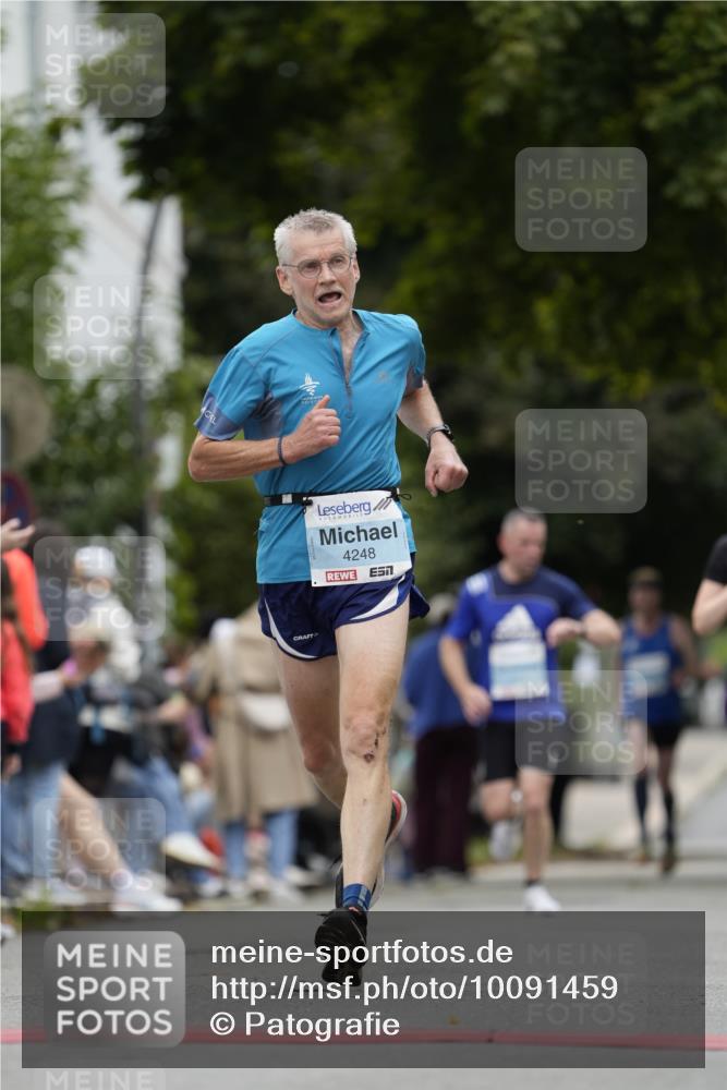 30.08.2026 - Blankeneser Heldenlauf Patografie http://msf.ph/oto/10091459 30.08.2026 12:18:53 Ziel 2216, 2217, 4248, 4271, 4323 meine-sportfotos.de