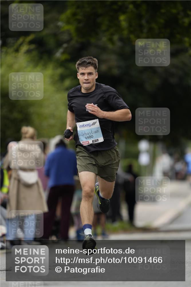 30.08.2026 - Blankeneser Heldenlauf Patografie http://msf.ph/oto/10091466 30.08.2026 12:19:11 Ziel 4357, 4480 meine-sportfotos.de