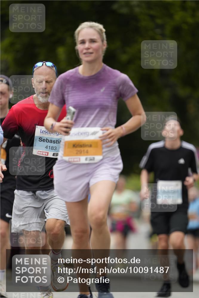 30.08.2026 - Blankeneser Heldenlauf Patografie http://msf.ph/oto/10091487 30.08.2026 12:19:41 Ziel 2914, 2915, 4183 meine-sportfotos.de